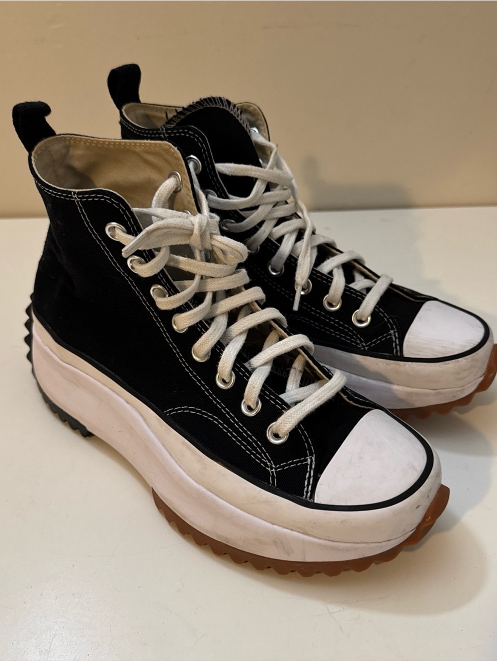 Converse Run Star High Black - Size Men 7.5 / Women 9